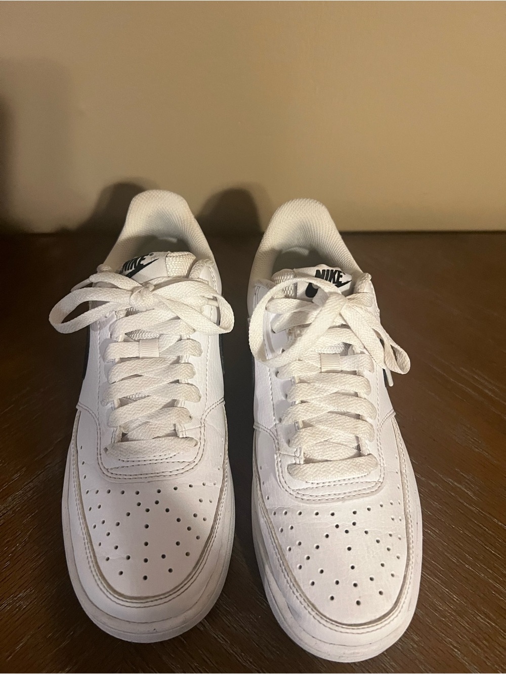 Nike Court Vision Low White and Black Woman’s Sneakers 6.5 - Picture 2 of 8